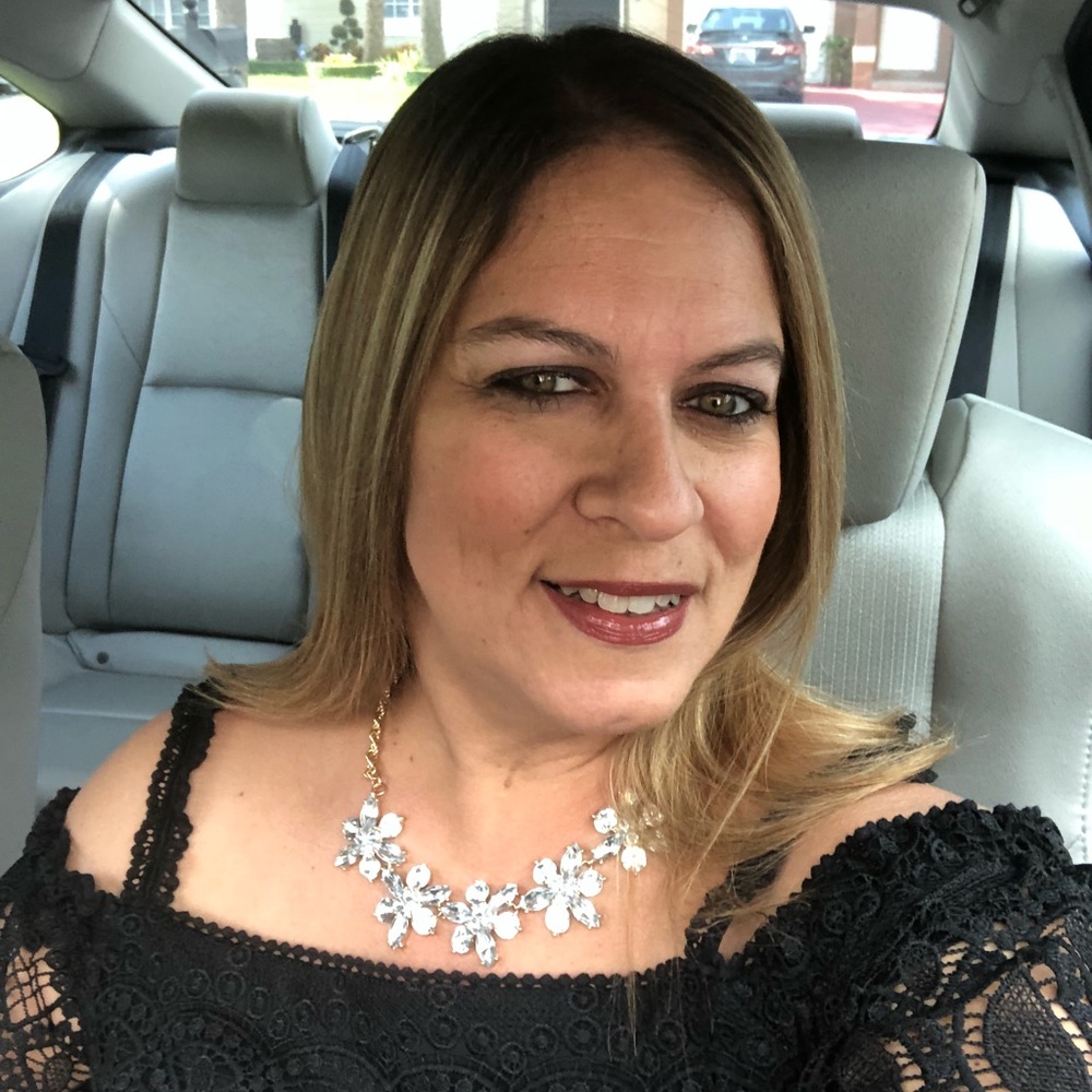 Meet your Posher, Maria